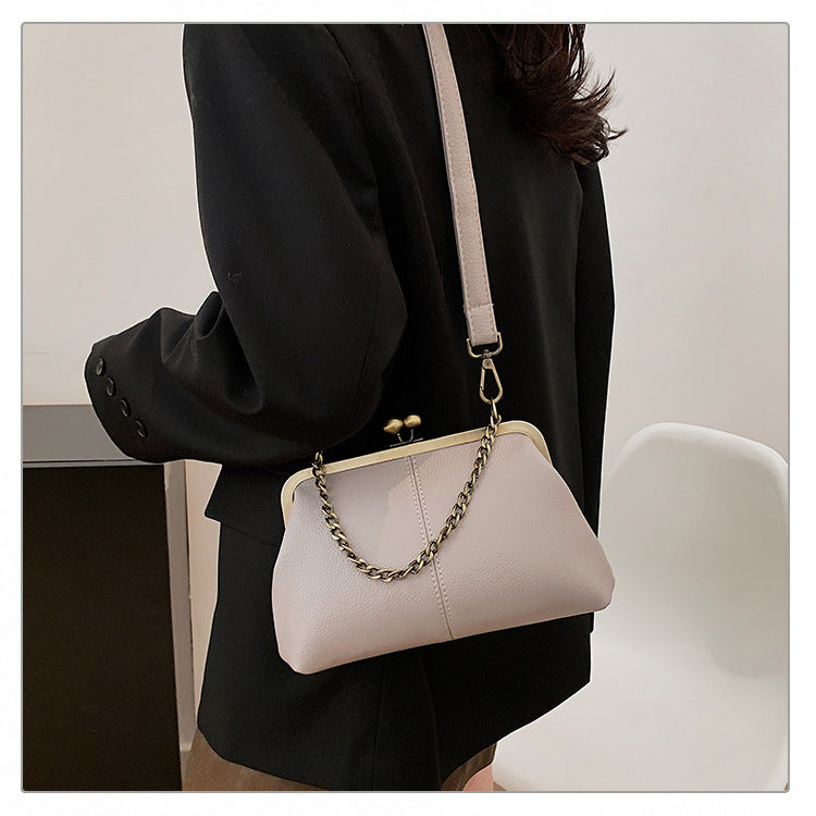 Light Purple Retro Women's Shell Handbag - European Style Clip Lock Closure PU Clutch/Shoulder Bag with Chain Strap