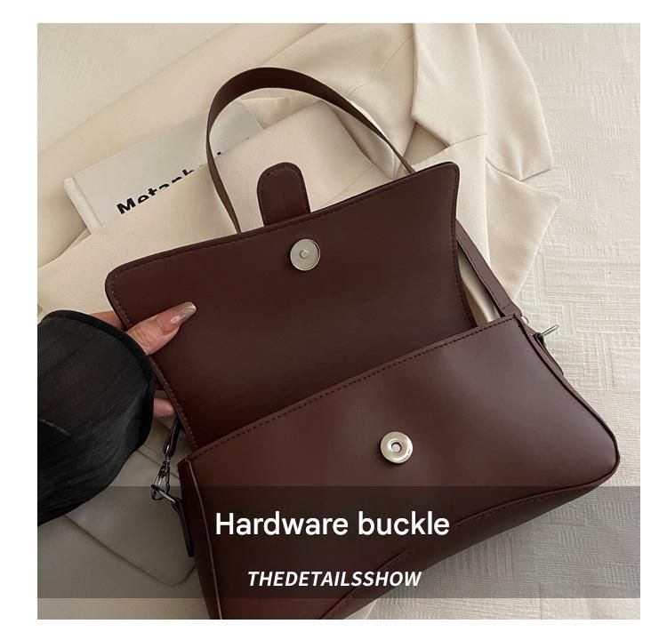 White Fashion Retro Crossbody Bag French Chic Small Shoulder Bag Women’s Baguette Underarm Bag